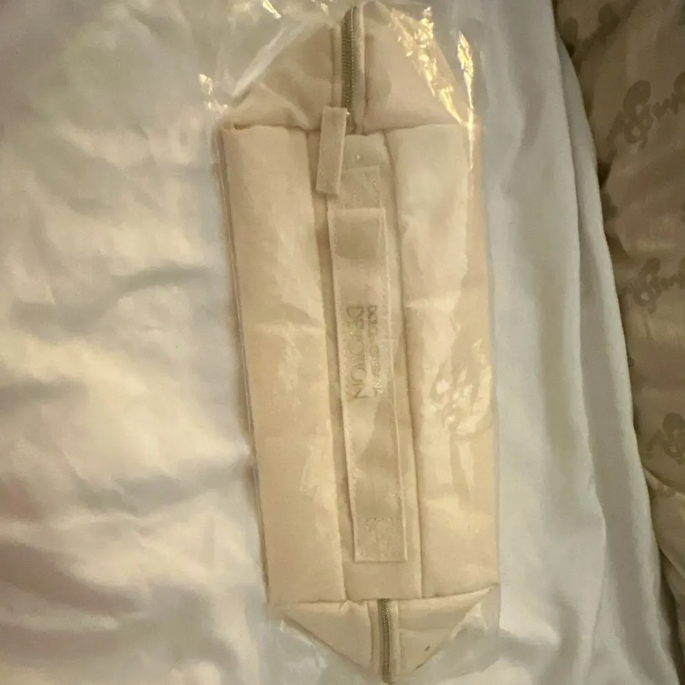 Dolce & Gabbana Devotion EDPI Pouch P1DV9040 Beige Heart New in Original pack